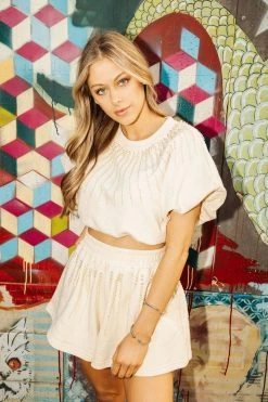 Queen Of Sparkles Beige Pearl Burst Bubble Top