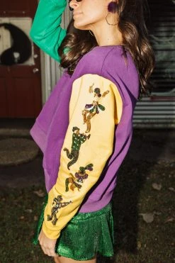 Shop Queen Of Sparkles Sweatshirts Pardi People Sweatshirt